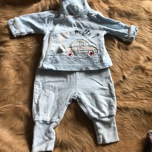 Adorable newborn two piece outfit.